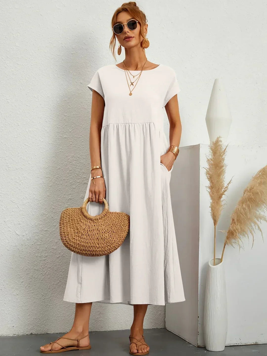 GABRIELLE | Midi šaty s elegantním designem 1