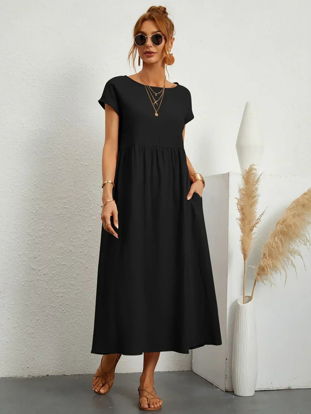 GABRIELLE | Midi šaty s elegantním designem 13
