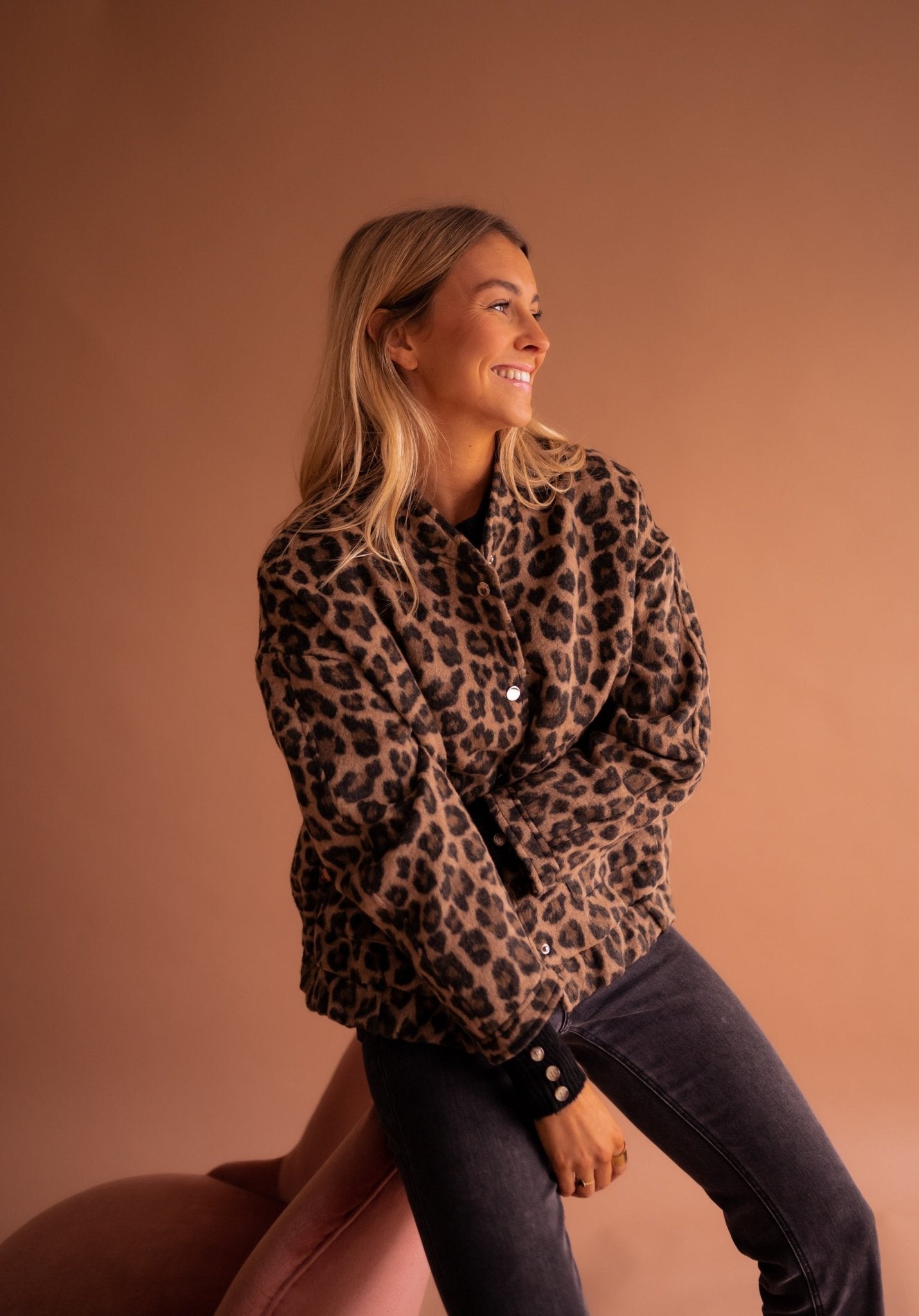 OLIVIE | Bunda s leopardím vzorem 7